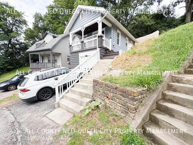 Building Photo - 3522 Leland Ave