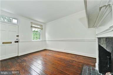 Foto del edificio - 323 Duke St