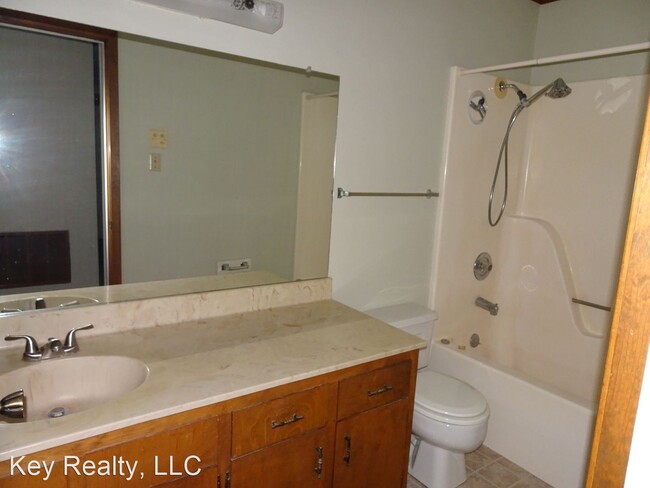 Building Photo - 1 br, 1 bath House - 754 Austin Drive