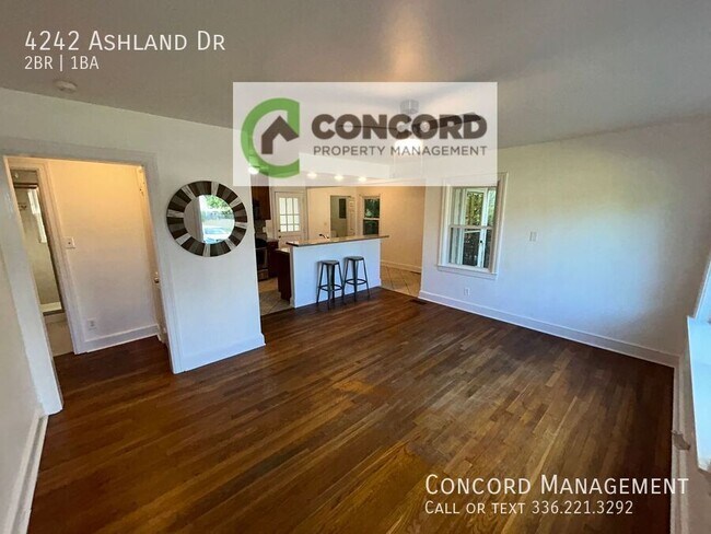 Building Photo - 4242 Ashland Dr