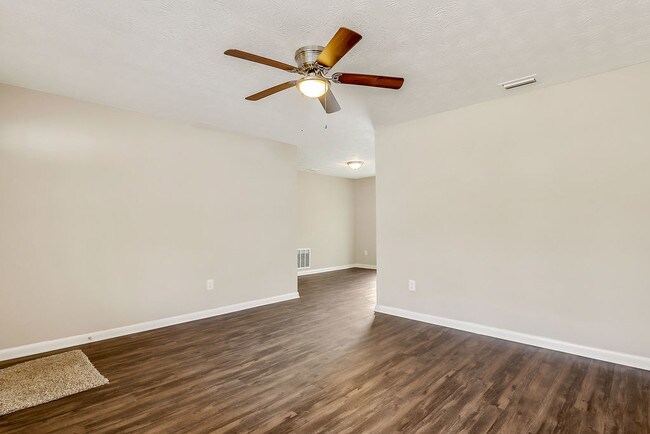 Building Photo - 4516 Key Woodley Dr S