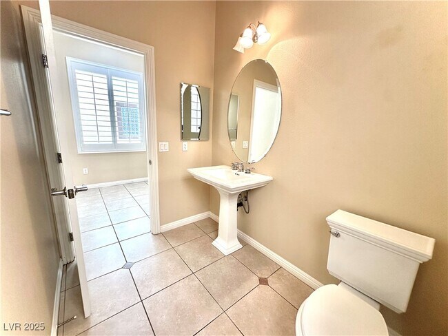Foto del edificio - 9136 Worsley Park Pl