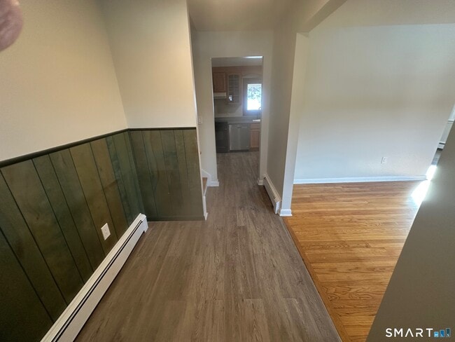 Building Photo - 161 Brion Dr