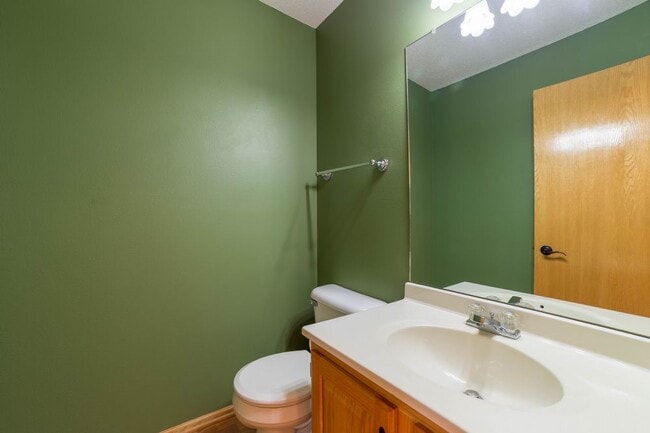 Building Photo - Beautiful 4 bd home in Johnston