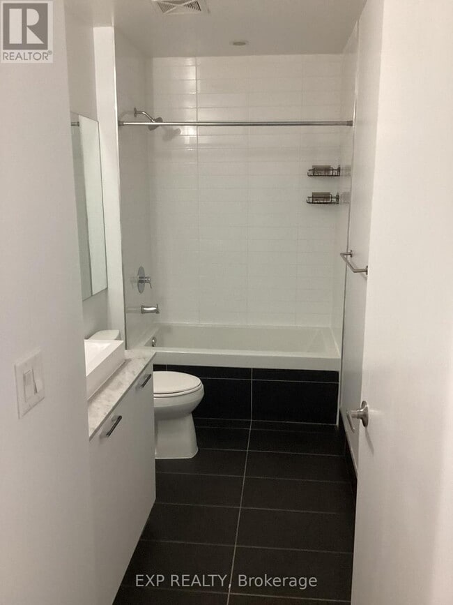 Building Photo - 399 Adelaide St W