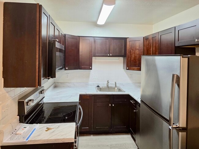 Building Photo - Aspen Leaf Apartments