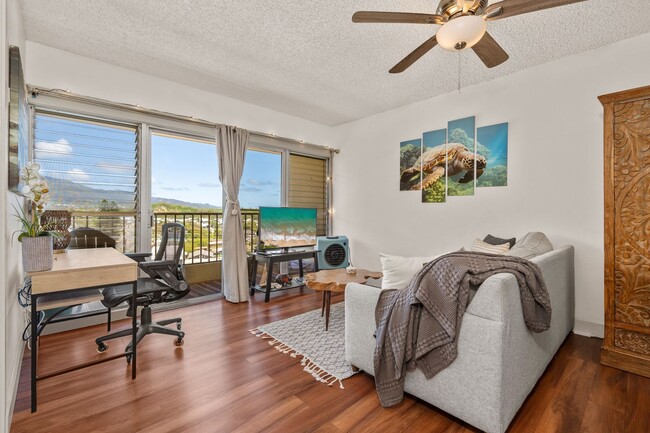 Building Photo - Beautiful Fully Furnished, 2 Bed, 1 1/2 Bath, Oceanview Condo with Pool
