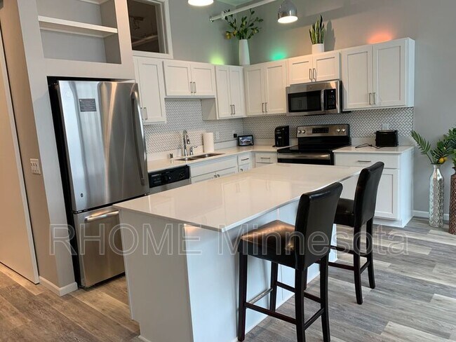 Foto del edificio - 133 E 7th St
