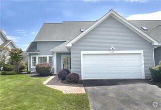 Building Photo - 125 Carousel Ln