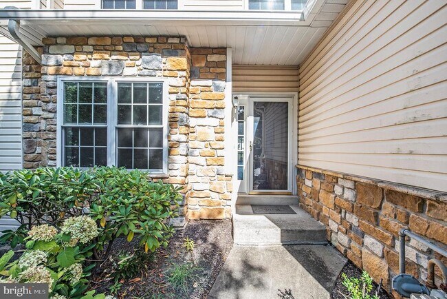 Building Photo - 131 Gleneagles Dr