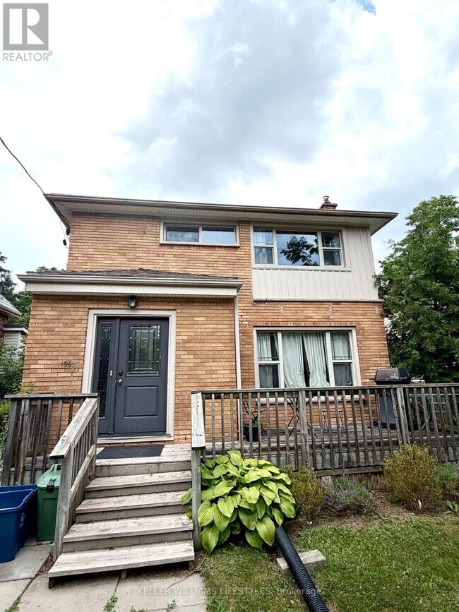 Photo du bâtiment - 196 Emery St E