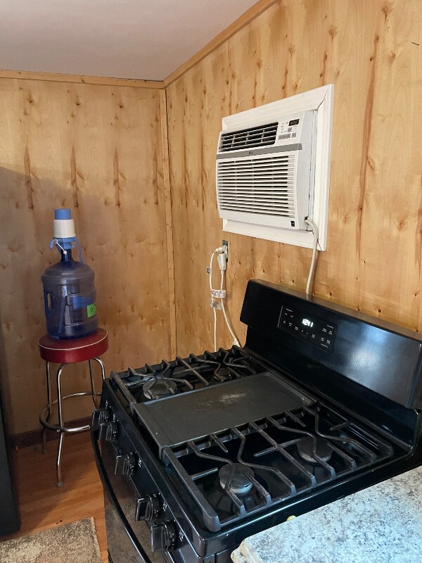 Foto del edificio - 2114 Polly Ln