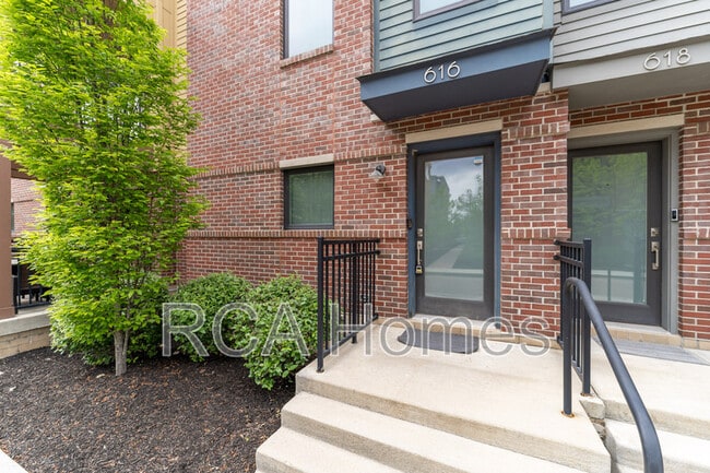 Photo - 616 Pomeroy St Apartment