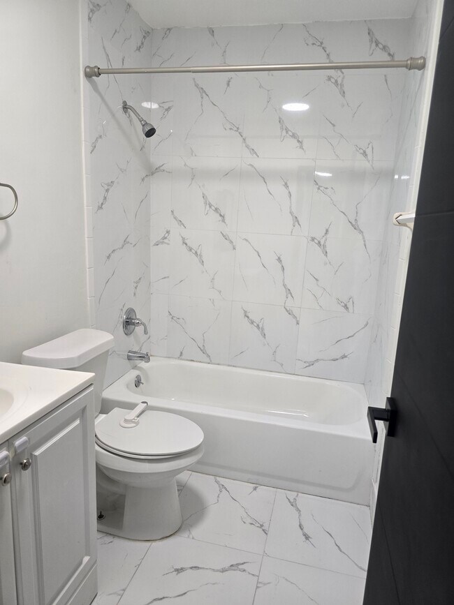 Foto del edificio - 13201 SW 17th Ln