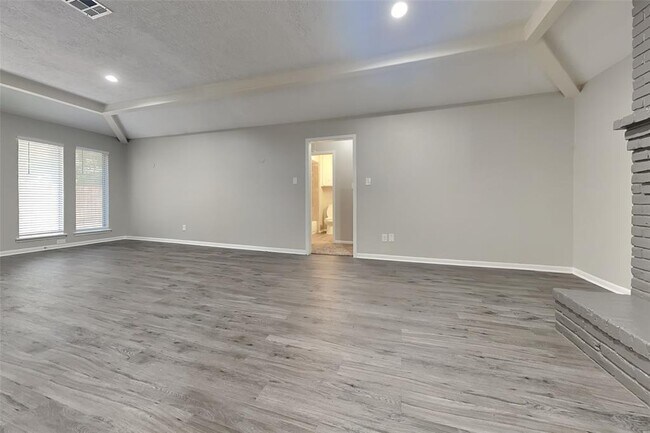 Foto del edificio - 29118 Raestone St