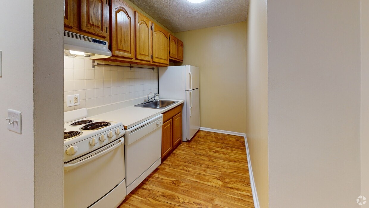 Photo - Parker Hill Apartments