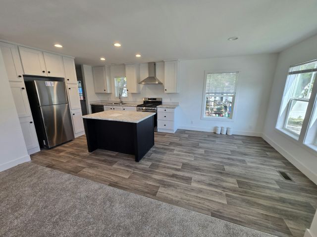 Foto principal - 207 Spruce Ln