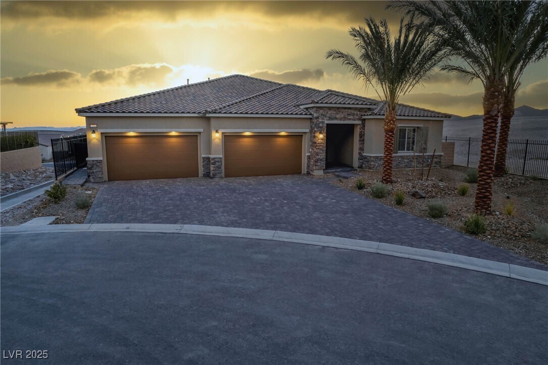 Foto principal - 11288 Rebel Dome Ct