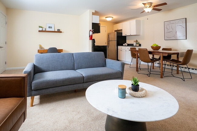 Living Area - Norris Hills