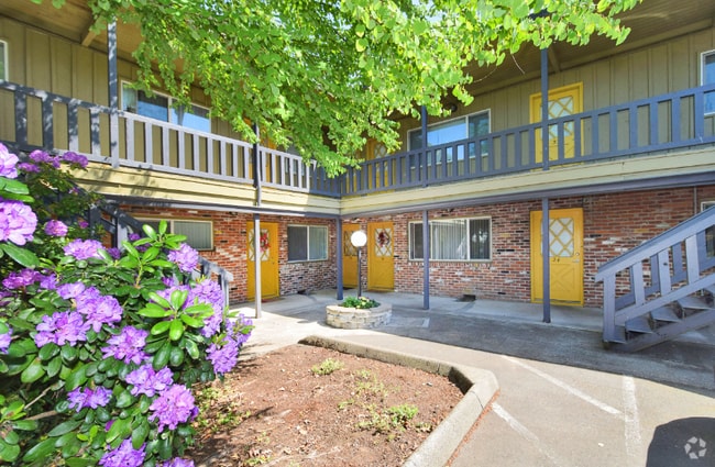 Building Photo - 250 SE Vista Ave