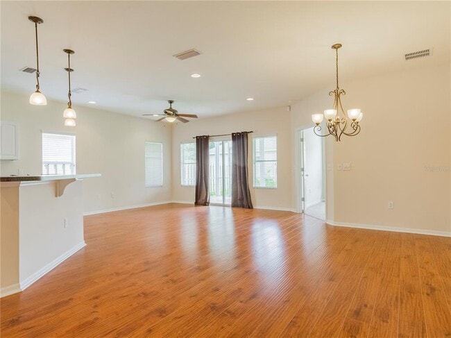 Building Photo - 7595 SW 84th Dr