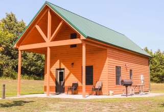 Building Photo - 3710 Farnum Crk Rd