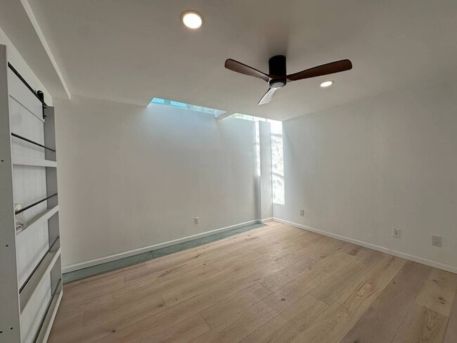 Building Photo - 138 Dwight St