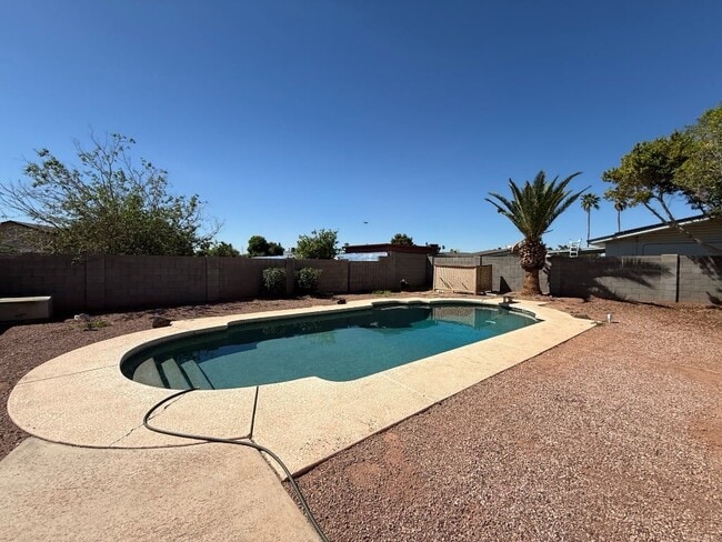 Photo - North 46th Avenue House