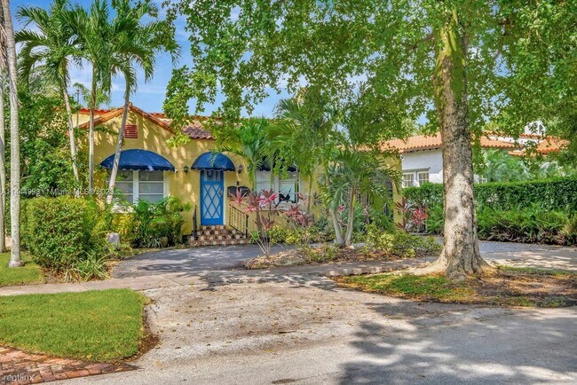 Foto del edificio - 3 br, 2 bath House - 1214 Madrid St