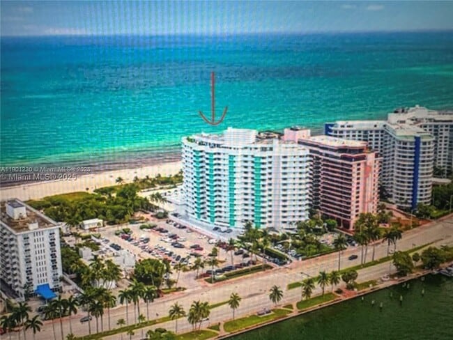 Foto del edificio - 5255 Collins Ave