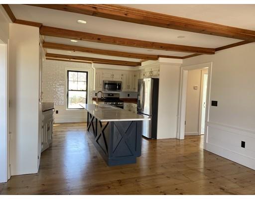 Foto del edificio - 83 Wilder Rd