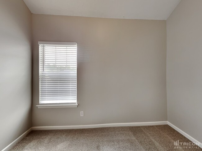 Building Photo - 1840 Lily Stem Trail NE