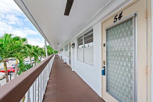 Foto del edificio - 54 Newport Ct