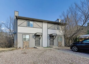 Building Photo - 6420 Galley Ct