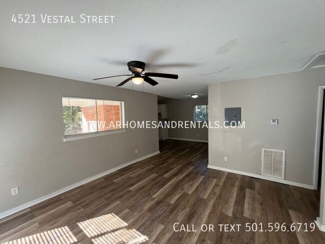 Foto del edificio - 4521 Vestal St