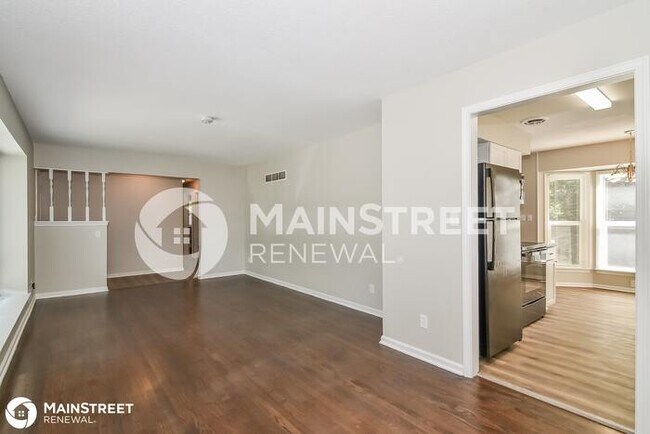 Building Photo - 10411 Wallace Ave, Kansas City, MO 64134