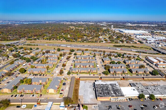 Interstates bordering Red Bird give efficient access to Dallas and other destinations.