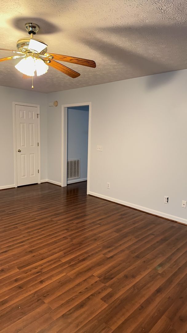 Building Photo - 308 Parker Pl SW