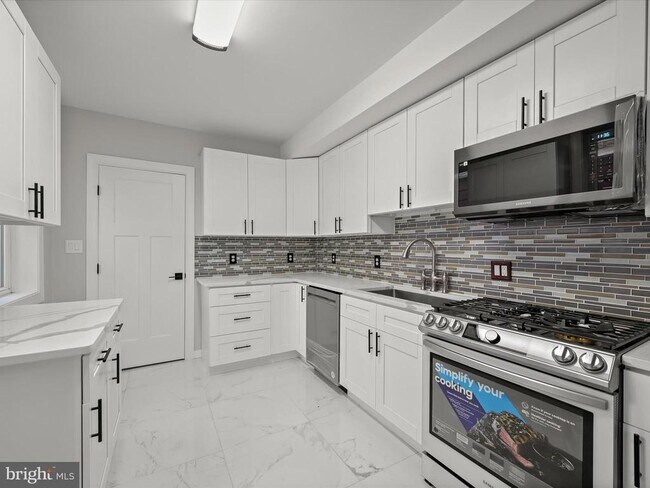 Foto del edificio - 1015 S Kenwood Ave