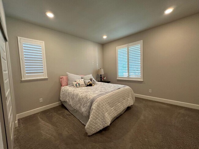 Foto del edificio - 2720 Chuckwagon Ln