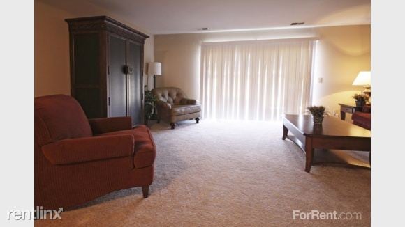 Building Photo - 8278 Kingsmere Ct