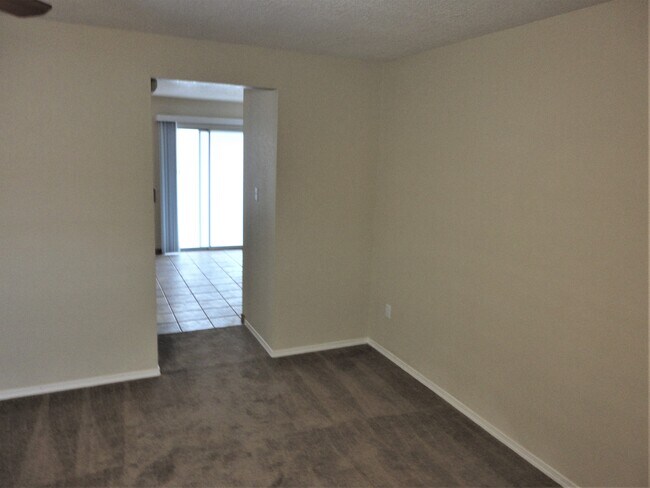 Building Photo - 10500 Ramah Dr NW