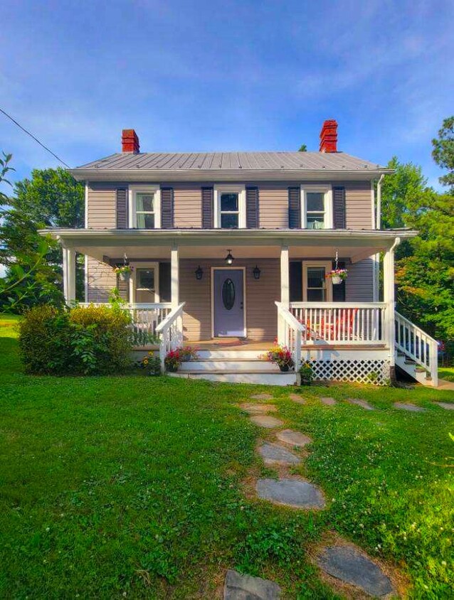 Primary Photo - 4520 Mountville Rd
