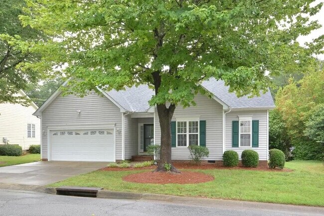 Building Photo - Room in House on Latta Cir