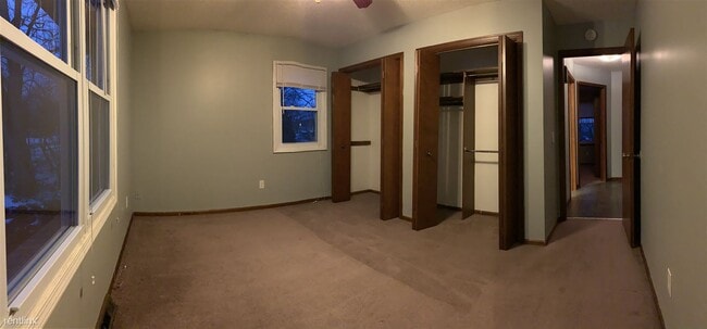 Foto del edificio - 4 br, 2 bath  - 1947 Greenfield Ave SW