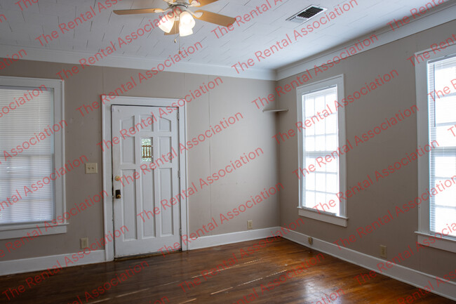 Building Photo - 419 E Mississippi Ave