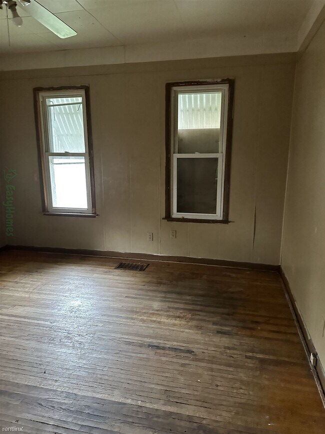 Foto del edificio - 3 br, 1 bath House - 2111 North Prospect Road