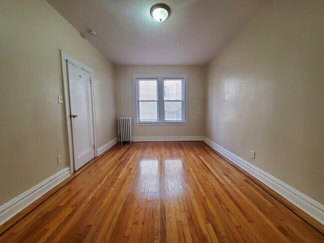115 Fairview Ave Unit 55 - 113 Fairview Ave