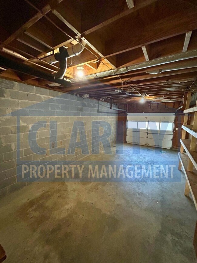 Foto del edificio - 3994 Harbor Hills Rd