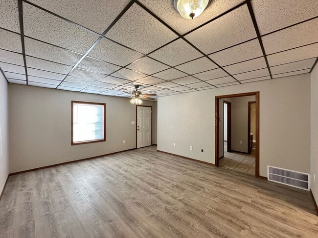 Foto del edificio - 4647 W Gore Blvd